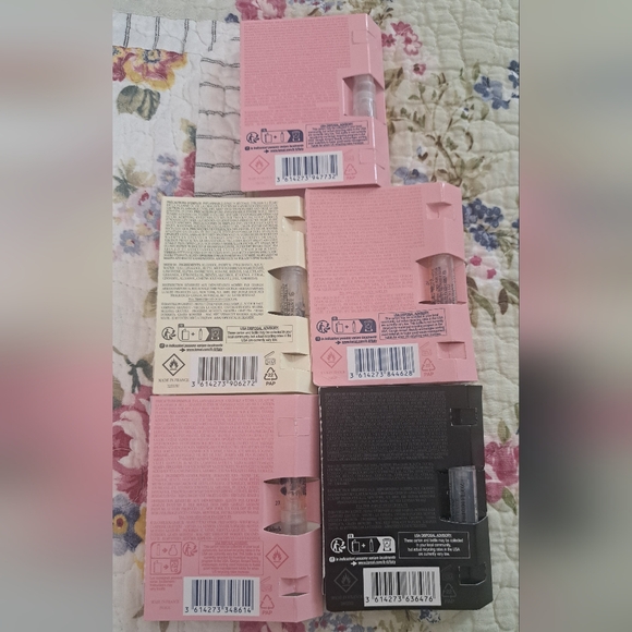 ❤️ Giorgio Armani - Picture 2 of 3